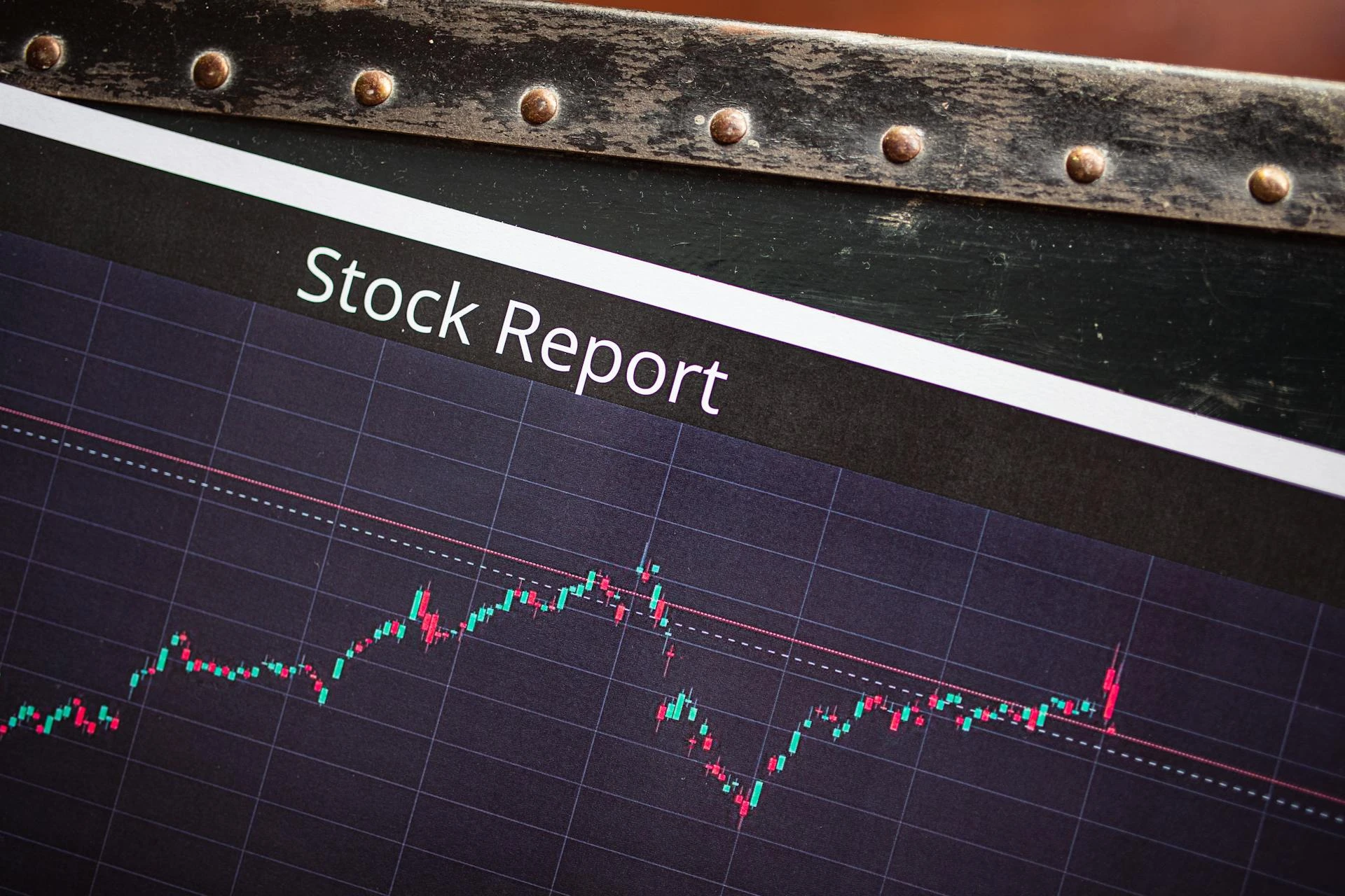 Oil Prices Dip from 7-Week High Amid Supply-Demand Doubts